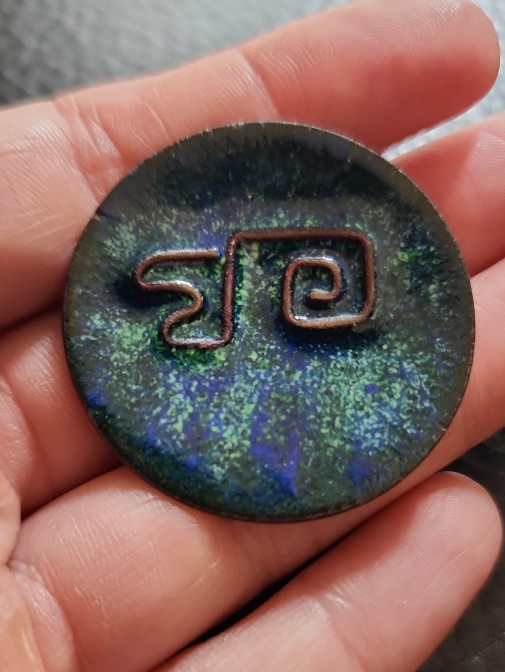 VTG Iridescent Round Metal Brooch - Green/Blue Enamel Accent
